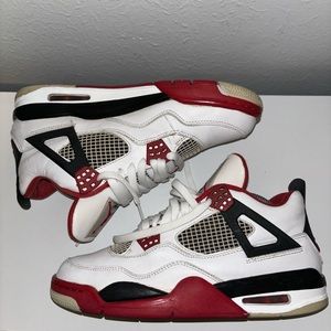 Jordan 4s fire reds 2012